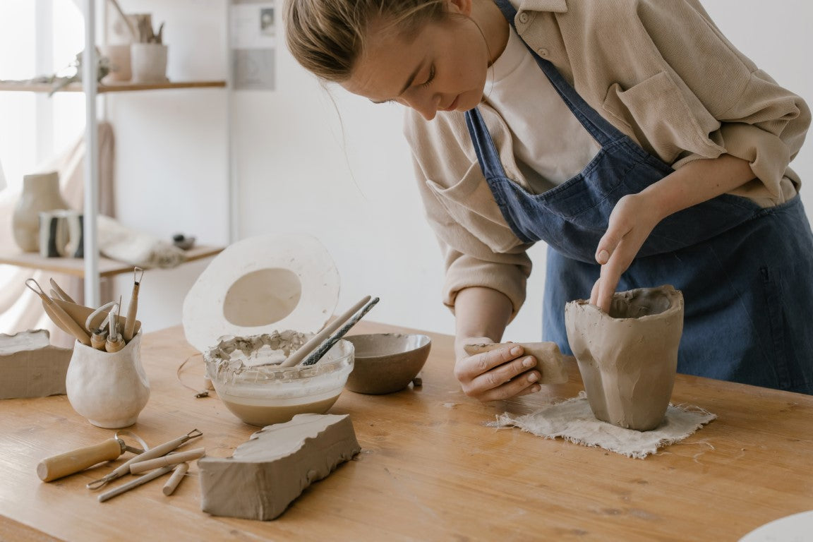 How To Buy The Right Pottery Wheel - 6 Key Considerations